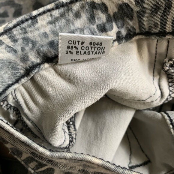 J Brand Jeggings in Snow Leopard - Picture 5 of 5